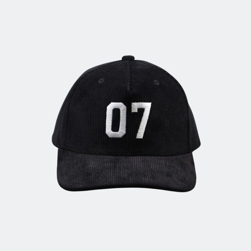 THE COMPLETION CAP - BLACK CORDUROY