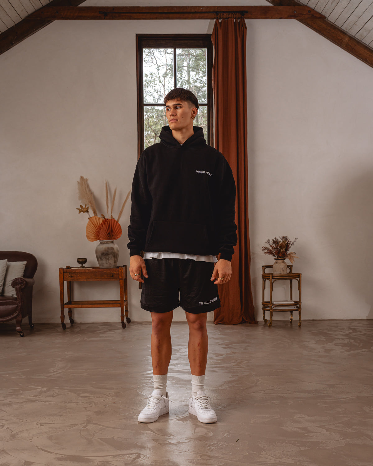 CALLED OUT HOODIE - BLACK